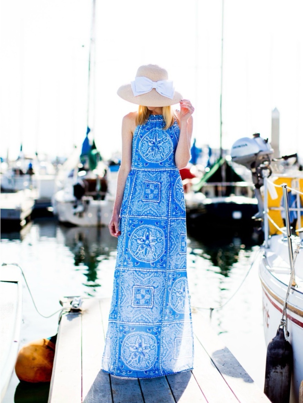 Vineyard Vines Sand Dollar Scarf Blue & White Printed Halter Maxi Dress